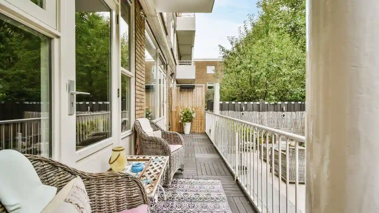Transform Your Balcony into a Cozy Escape: Ideas & Inspiration